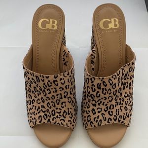 Giani Bini- size 6- women’s shoes!